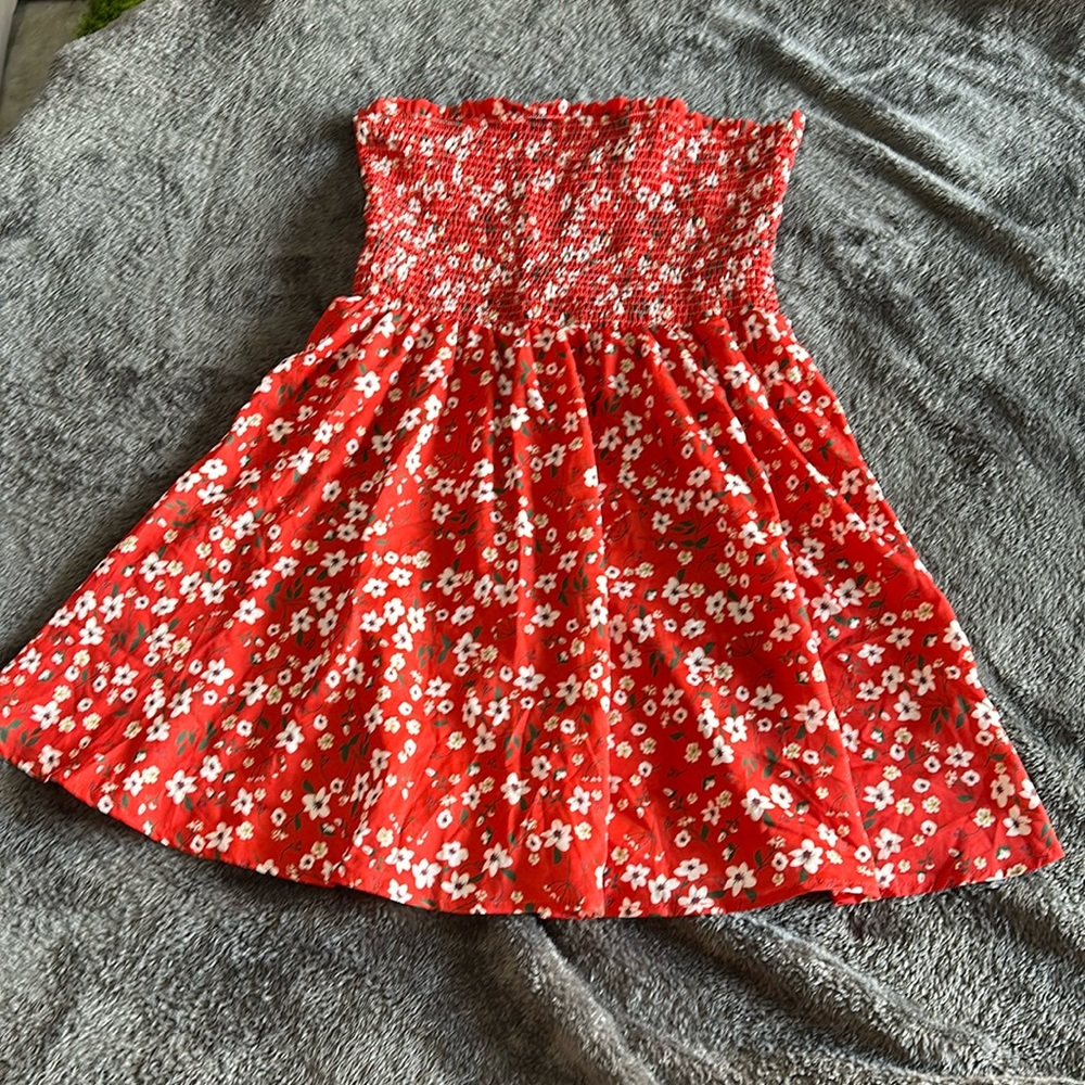 Strapless ruched top dress size L